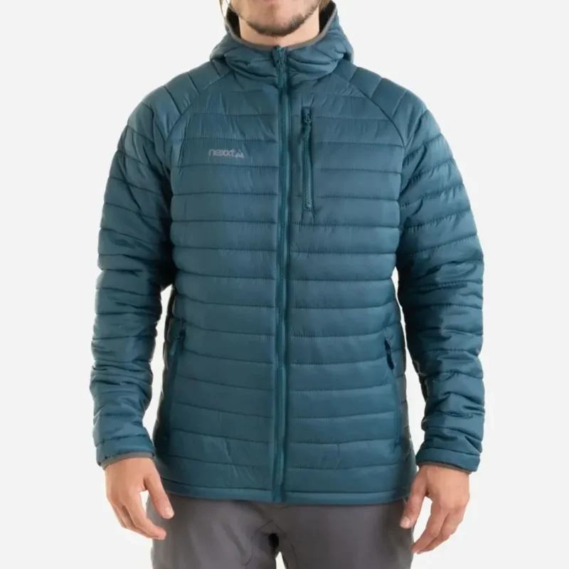campera crisp microfibra con capucha Verde Hombre Nexxt performance
