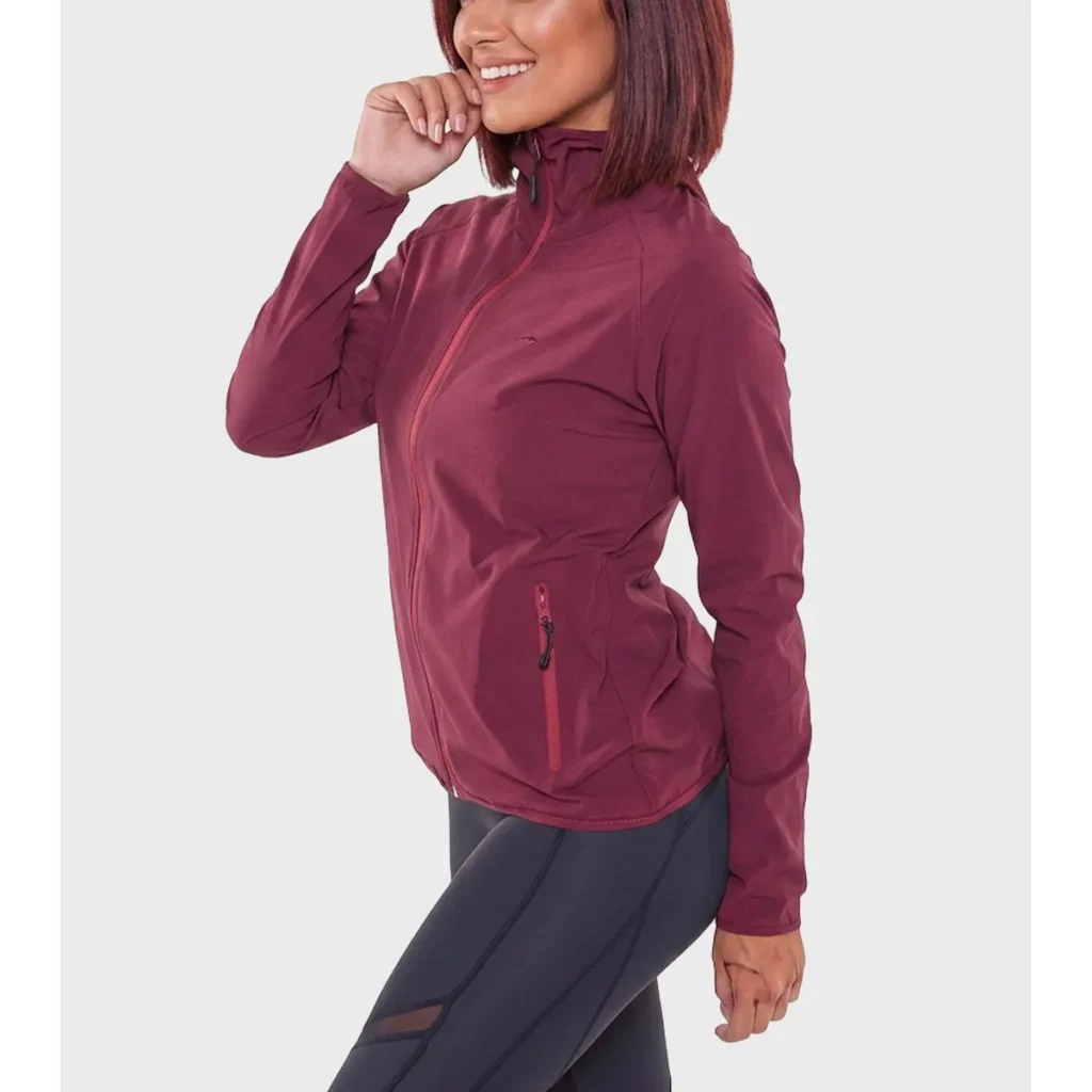 Campera Montagne Charm Softshell Solar Pro Mujer Ciruela XL