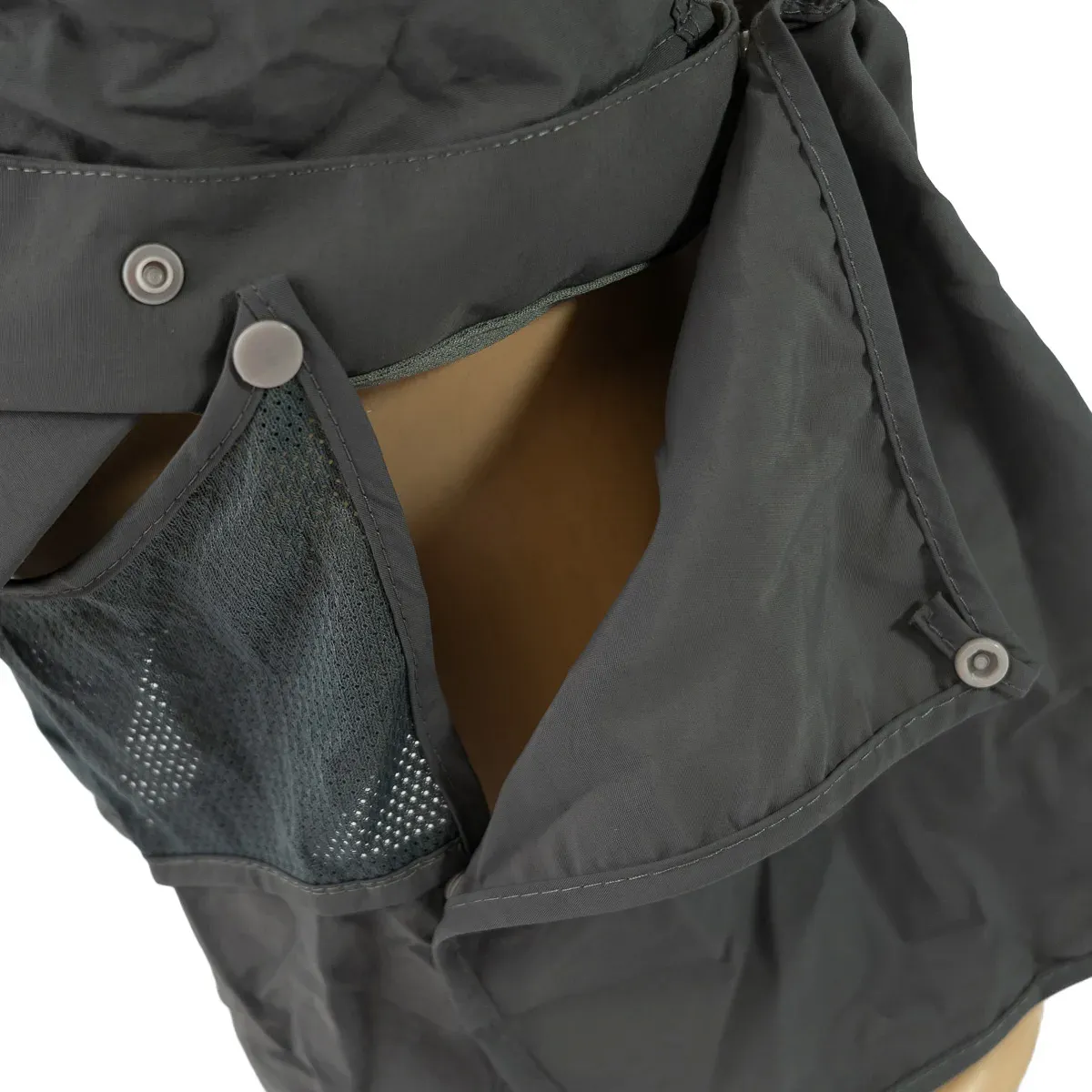 Gorro Spinit Legionario 4En1 Vicera con Cubrenuca Uv50 Gris Azulado - 4 Gorro Spinit Legionario 4En1 Vicera con Cubrenuca Uv50 Gris Azulado