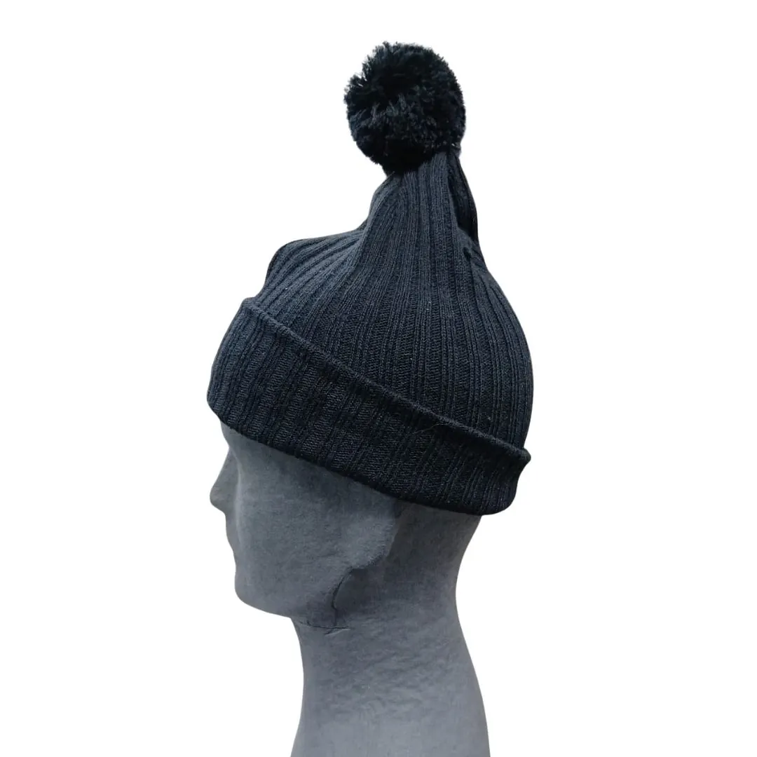 Gorro Red Fish de Lana con Pompom Unisex Talle Único