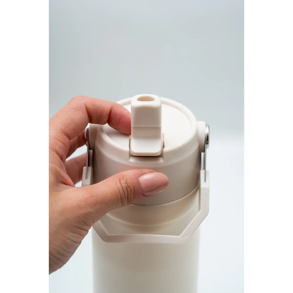 BOTELLA TERMICA EXPLORER 650 ML FRIO/CALOR COLOR ARENA (T10ARENA) - 3 BOTELLA TERMICA EXPLORER 650 ML FRIO/CALOR COLOR ARENA (T10ARENA)